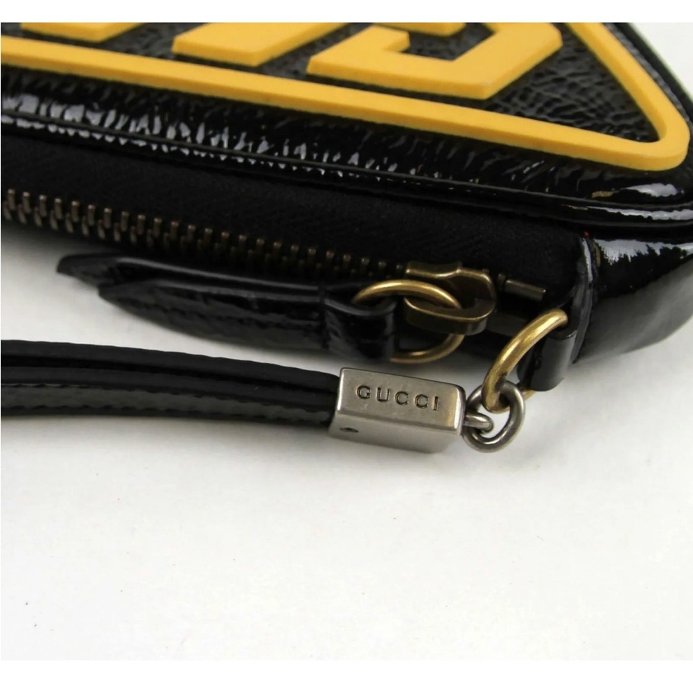 GUCCI Unisex Black Patent Leather Diamond Shape Wrist Wallet 524316 8177